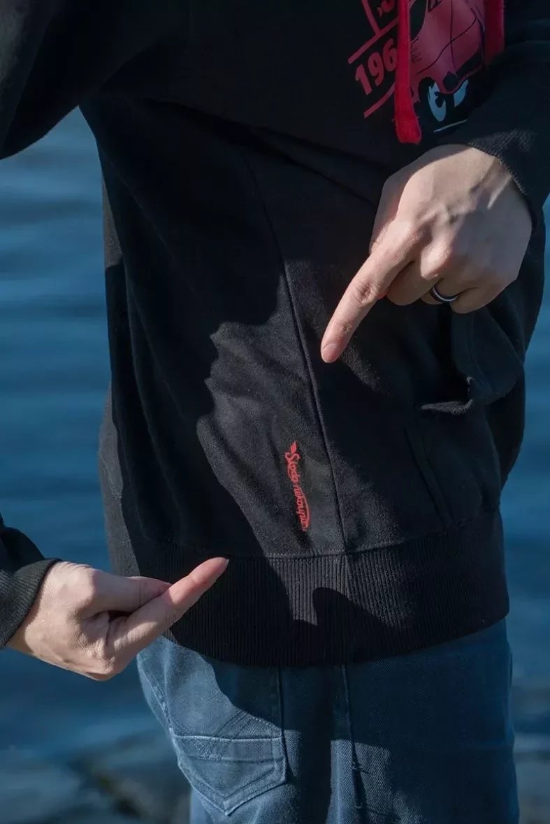 Red-black sweatshirt Car Velorex