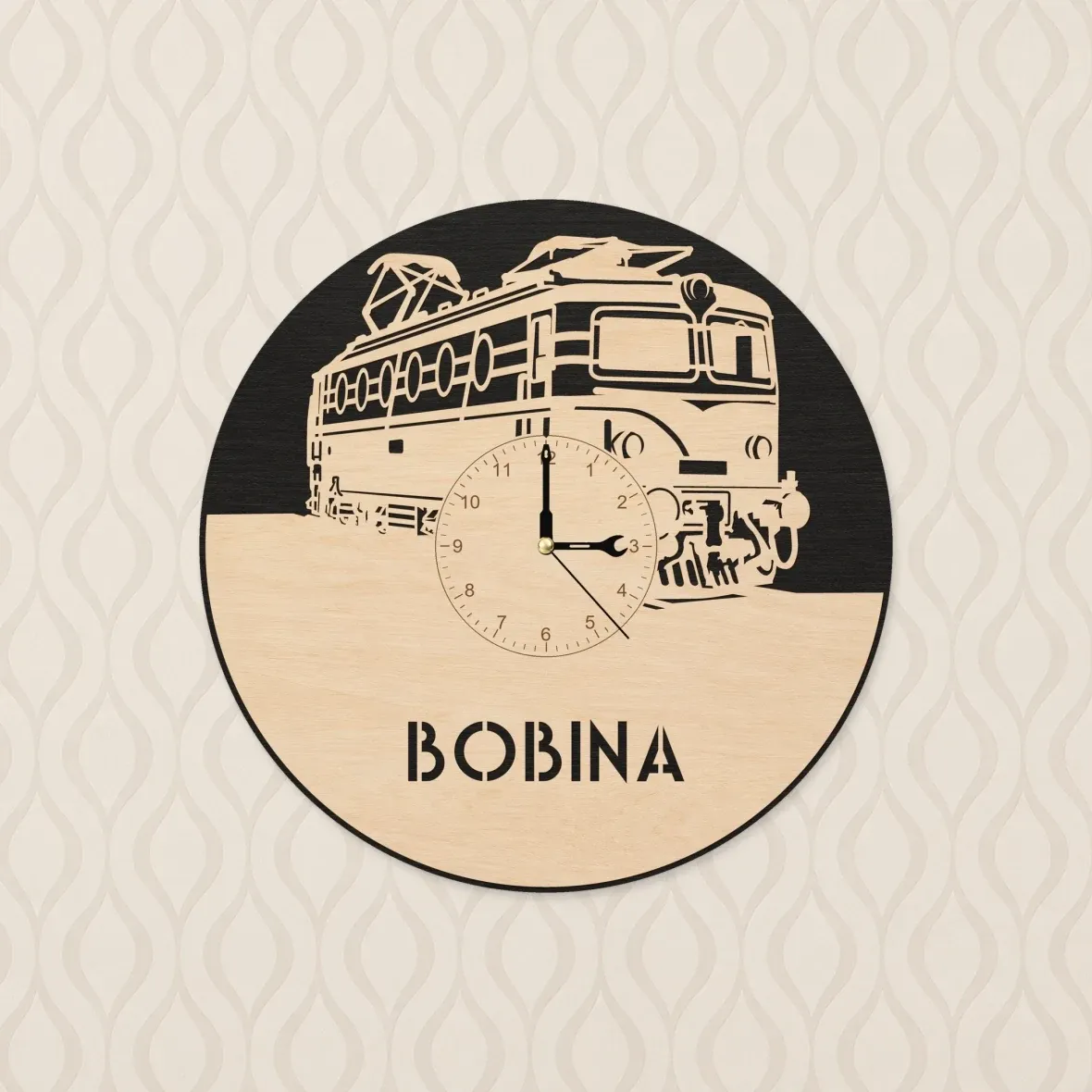 Wooden wall clock with a ‘Bobina’ locomotive design (140)