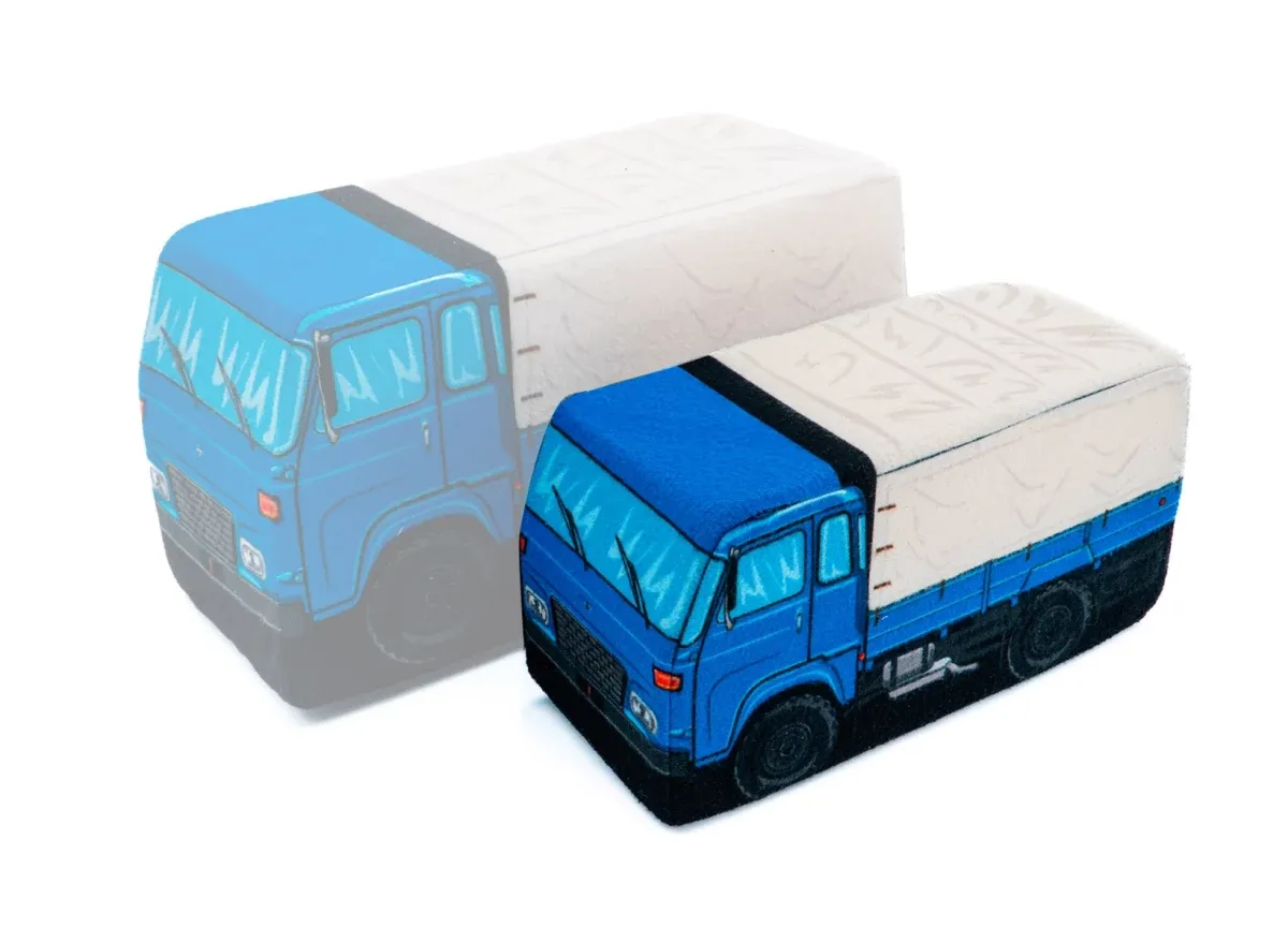 Plush cushion truck A20 1:22